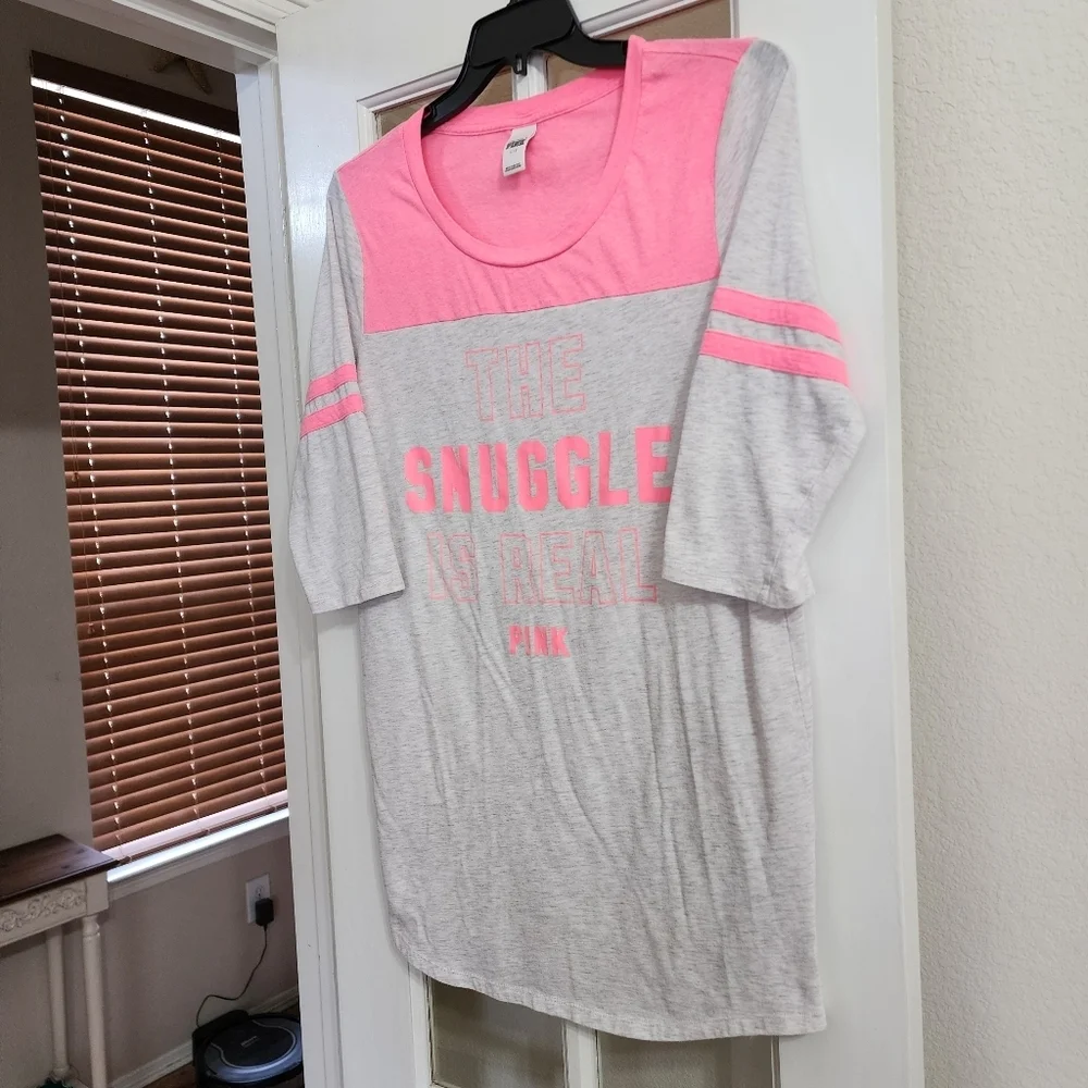 Victoria’s Secret PINK Snuggle Is Real Sleep Shirt Large Gray 3/4 Sleeve Lounge